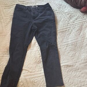 Women’s Black Stretch Jeans